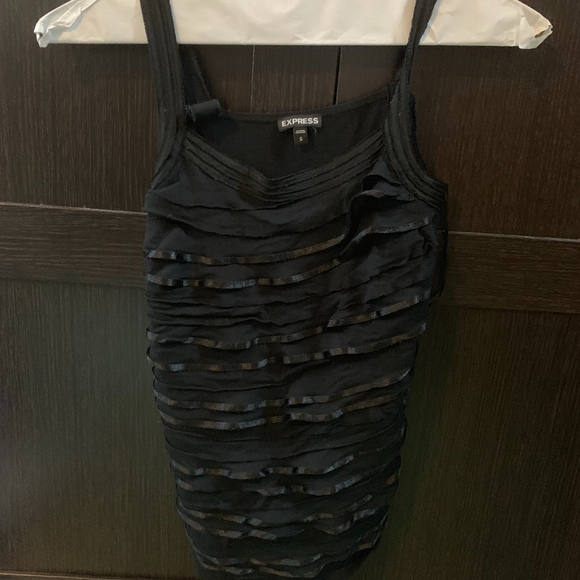 Black Ruffle Express Tank Top - Picture 1 of 2